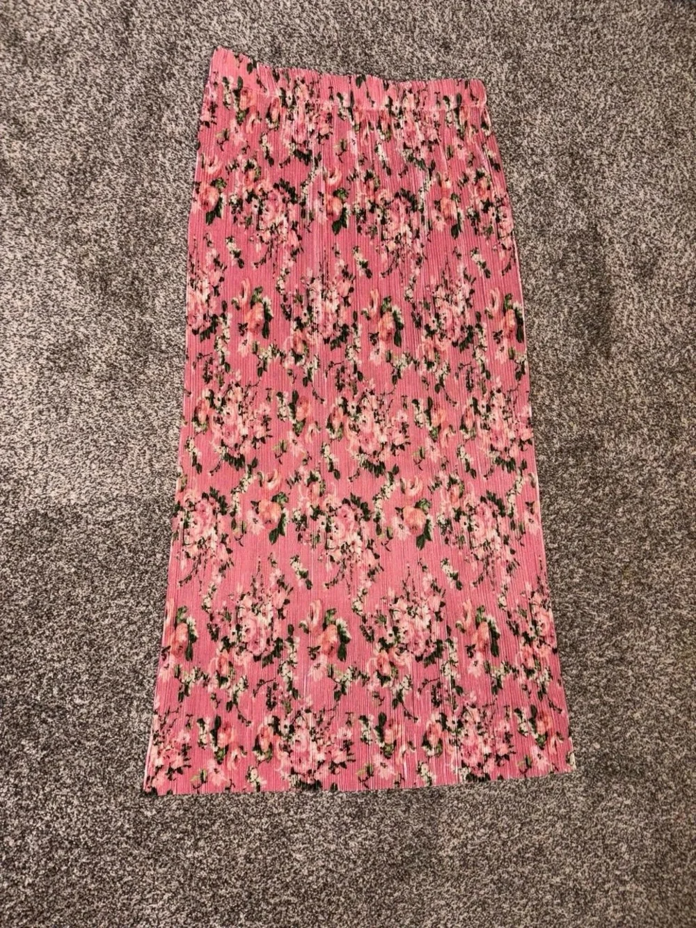 Y2K maxi skirt with whimsical floral design